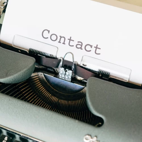 contact-text-typewriter